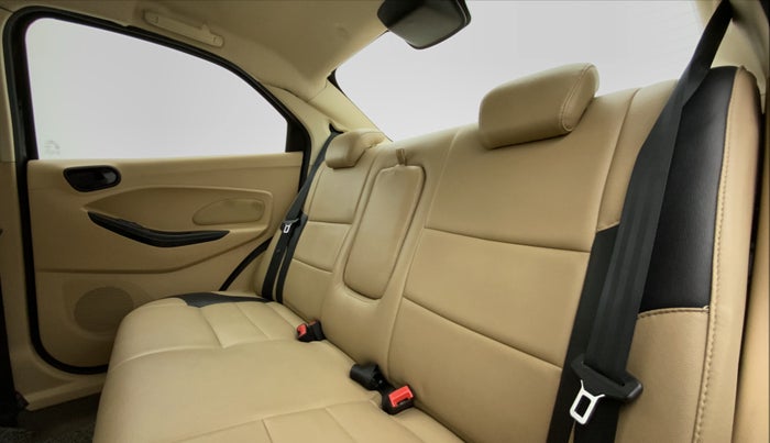 2015 Ford Figo Aspire 1.5 TITANIUM DIESEL, Diesel, Manual, 87,653 km, Right Side Rear Door Cabin