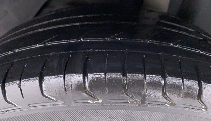 2015 Ford Figo Aspire 1.5 TITANIUM DIESEL, Diesel, Manual, 87,653 km, Left Rear Tyre Tread