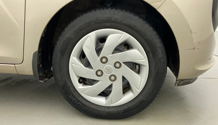 2019 Hyundai NEW SANTRO 1.1 SPORTS AMT, Petrol, Automatic, 18,793 km, Right Front Wheel