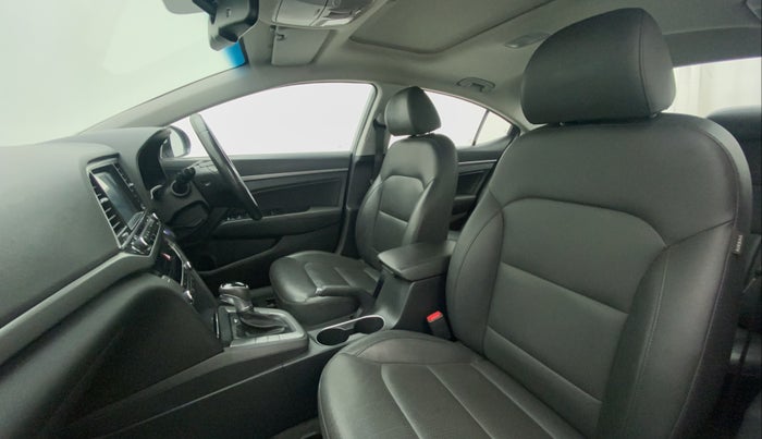 2017 Hyundai New Elantra 2.0 SX(O) AT PETROL, Petrol, Automatic, 26,013 km, Right Side Front Door Cabin