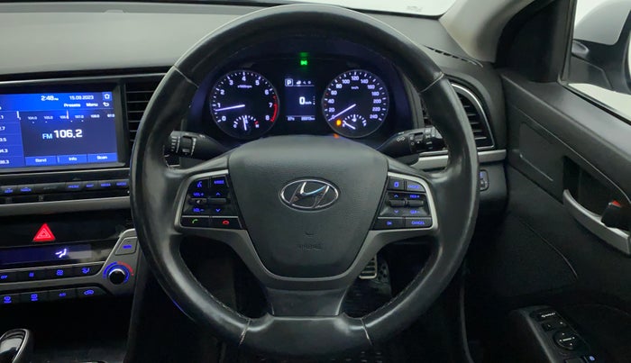 2017 Hyundai New Elantra 2.0 SX(O) AT PETROL, Petrol, Automatic, 26,013 km, Steering Wheel Close Up