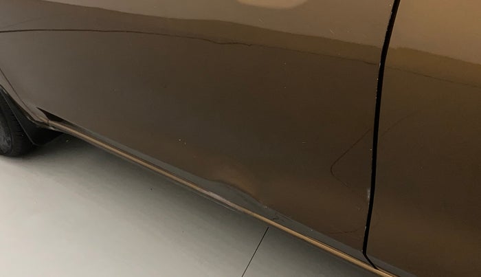 2019 Datsun Go Plus T, Petrol, Manual, 62,493 km, Front passenger door - Slightly dented