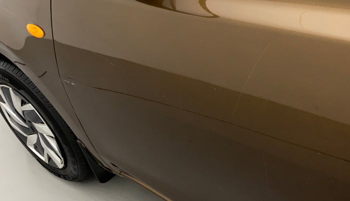 2019 Datsun Go Plus T, Petrol, Manual, 62,493 km, Front passenger door - Minor scratches