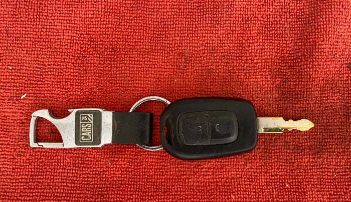 2018 Datsun Redi Go S 1.0 AMT, CNG, Automatic, 73,287 km, Key Close Up