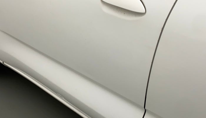2018 Datsun Redi Go S 1.0 AMT, CNG, Automatic, 73,287 km, Front passenger door - Slightly dented