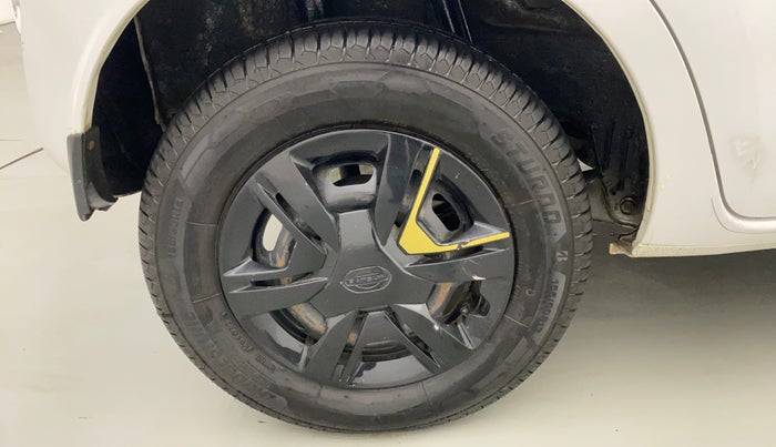 2018 Datsun Redi Go S 1.0 AMT, CNG, Automatic, 73,287 km, Right Rear Wheel