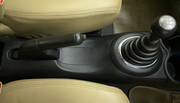 2012 Honda Brio S MT, Petrol, Manual, 38,101 km, Gear Lever