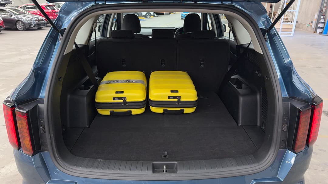 2023 Kia Sorento S 7 Seat, Automatic, 52215 km, Boot Inside View with Luggage