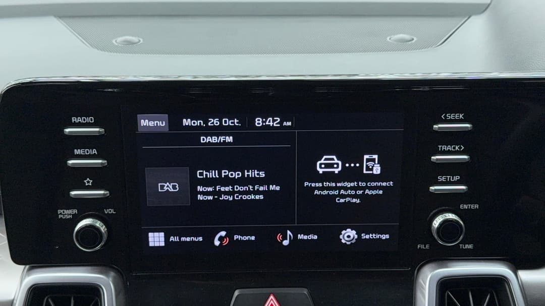 2023 Kia Sorento S 7 Seat, Automatic, 52215 km, Infotainment System