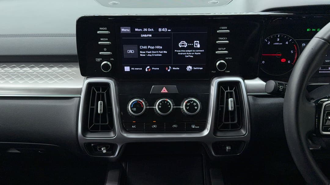 2023 Kia Sorento S 7 Seat, Automatic, 52215 km, Center Console