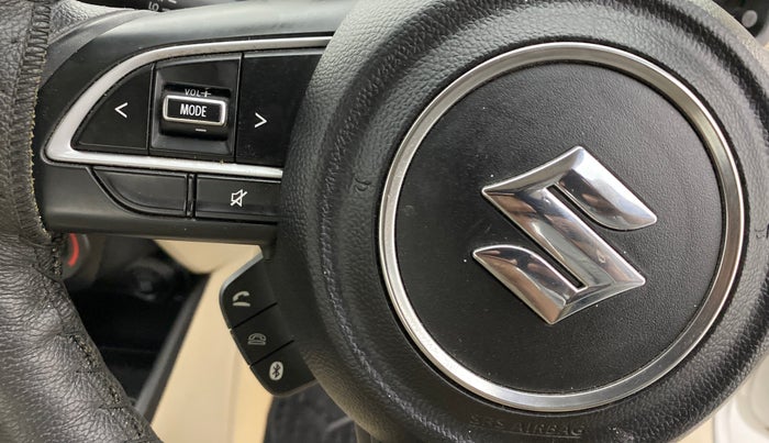 2018 Maruti Dzire VXI, Petrol, Manual, 33,394 km, Steering wheel - Phone control not functional