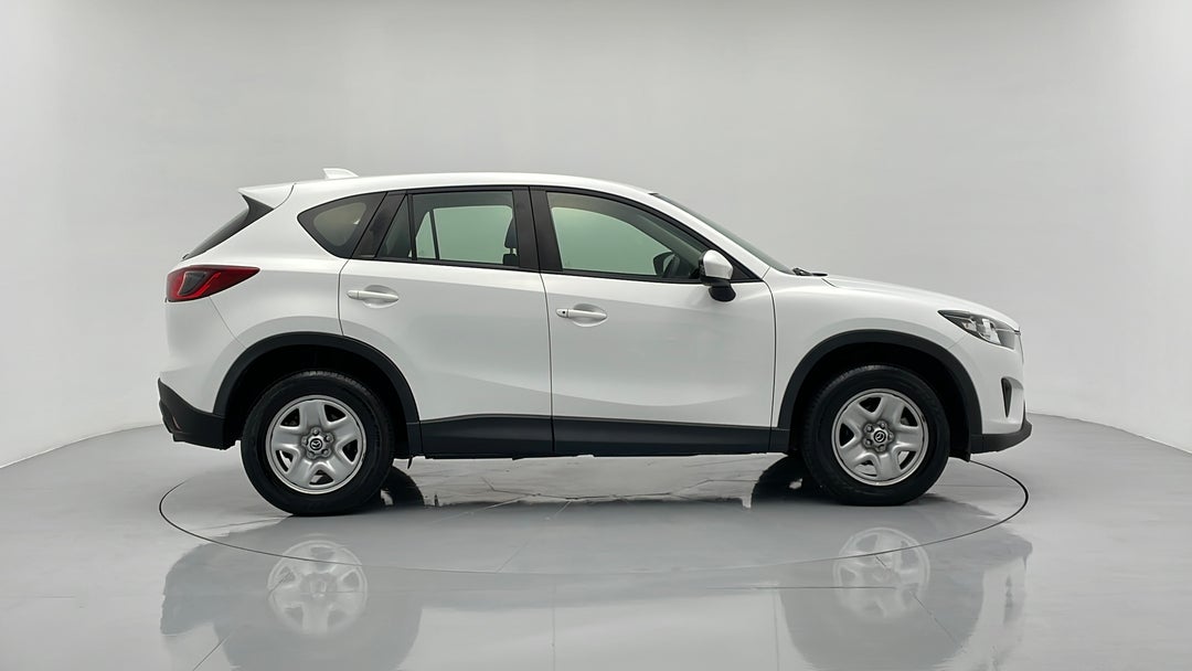 2014 Mazda CX-5 Maxx (4x4), Automatic, 43317 km, Right Side View