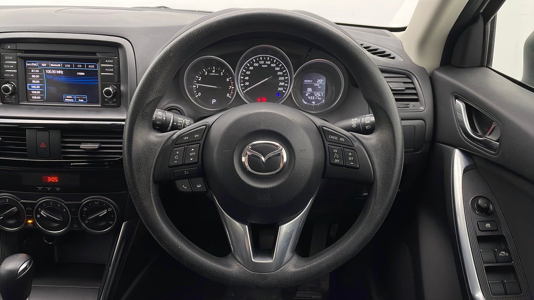 2014 Mazda CX-5 Maxx (4x4), Automatic, 43317 km, Steering Wheel Close-up