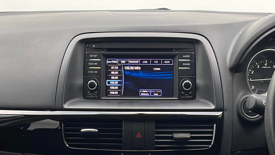 2014 Mazda CX-5 Maxx (4x4), Automatic, 43317 km, Infotainment System