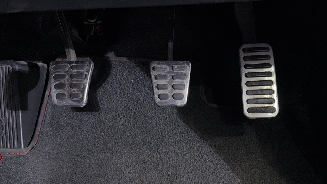 Pedals and Footmat