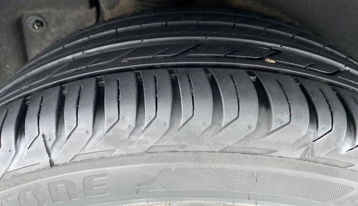 2019 Hyundai Tucson 2WD AT GLS PETROL, Petrol, Automatic, 80,657 km, Left Rear Tyre Tread
