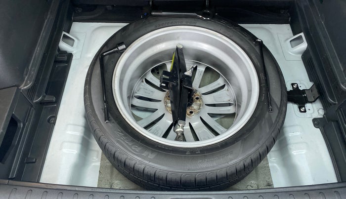 2019 Hyundai Tucson 2WD AT GLS PETROL, Petrol, Automatic, 80,657 km, Spare Tyre
