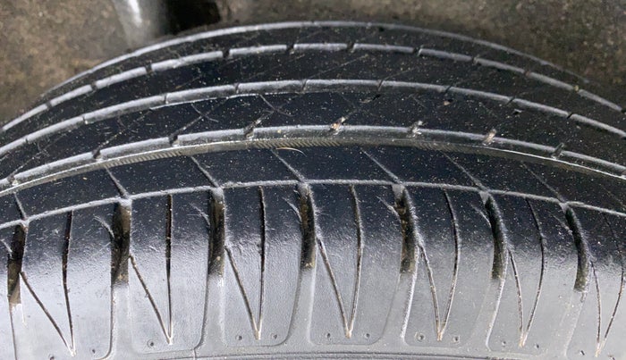 2019 Maruti Vitara Brezza ZDI PLUS, Diesel, Manual, 31,248 km, Right Rear Tyre Tread