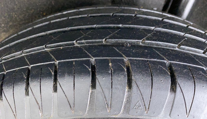 2019 Maruti Vitara Brezza ZDI PLUS, Diesel, Manual, 31,248 km, Left Rear Tyre Tread