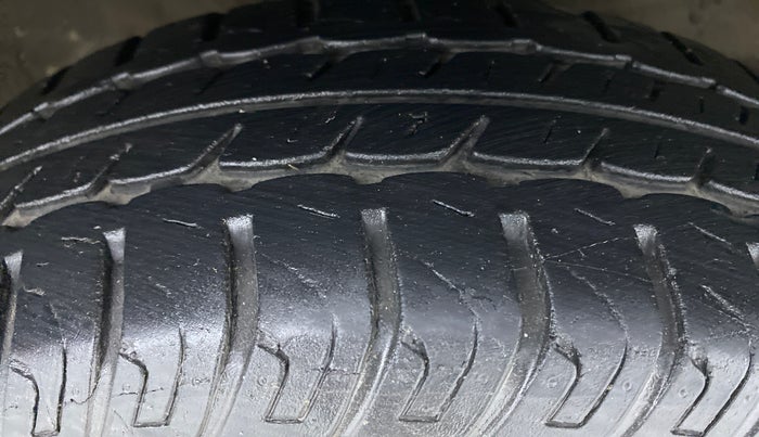 2018 Maruti Wagon R 1.0 VXI, Petrol, Manual, 34,027 km, Right Front Tyre Tread