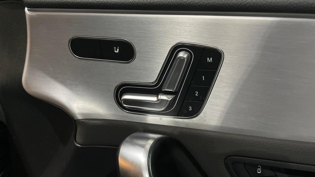 2022 Mercedes-amg A35 4matic, Automatic, 55418 km, Drivers Side Adjustment Panel