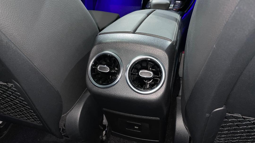 2022 Mercedes-amg A35 4matic, Automatic, 55418 km, Rear A/C Vent