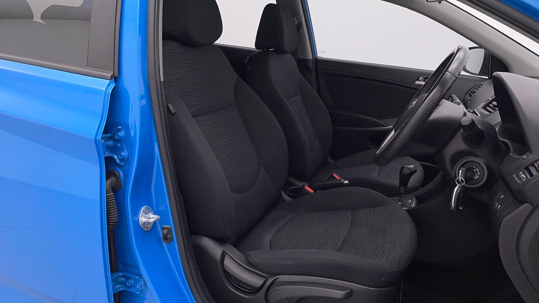 2019 Hyundai Accent Sport, Automatic, 53293 km, Right Side Front Door Cabin View