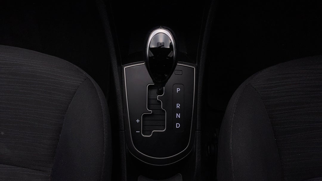 2019 Hyundai Accent Sport, Automatic, 53293 km, Gear Lever 