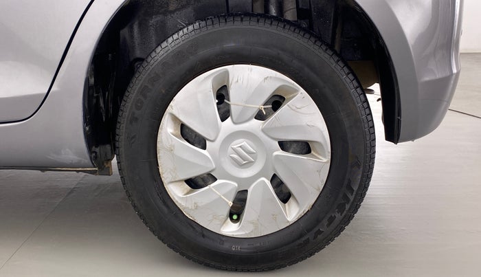 2016 Maruti Swift VXI D, Petrol, Manual, 24,404 km, Left Rear Wheel