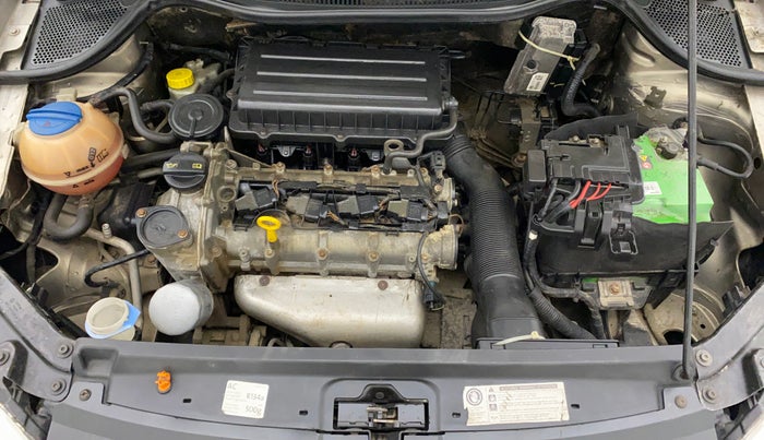 2011 Volkswagen Vento HIGHLINE 1.6 MPI, Petrol, Manual, 98,549 km, Open Bonet