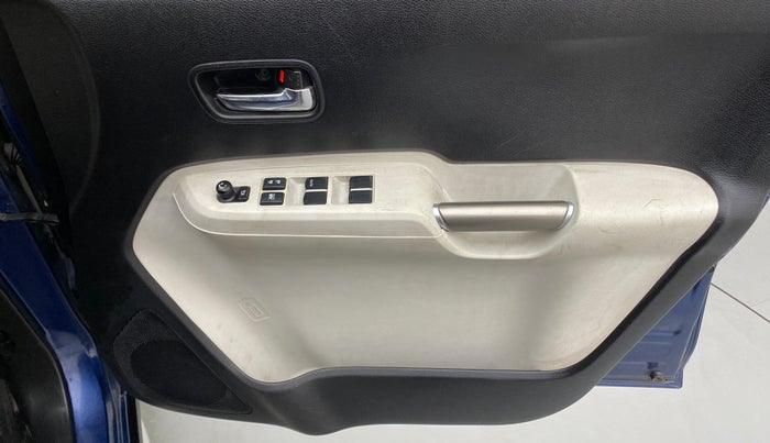 2018 Maruti IGNIS ALPHA 1.2 K12 AMT, Petrol, Automatic, 29,883 km, Driver Side Door Panels Control