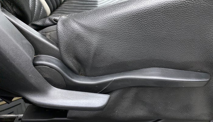2018 Maruti IGNIS ALPHA 1.2 K12 AMT, Petrol, Automatic, 29,883 km, Driver Side Adjustment Panel