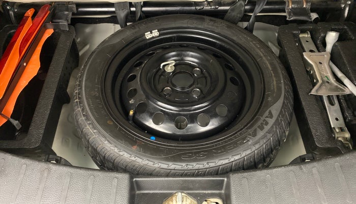 2018 Maruti Wagon R 1.0 VXI, Petrol, Manual, 35,691 km, Spare Tyre