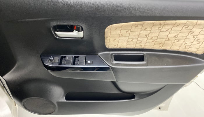 2018 Maruti Wagon R 1.0 VXI, Petrol, Manual, 35,691 km, Driver Side Door Panels Control