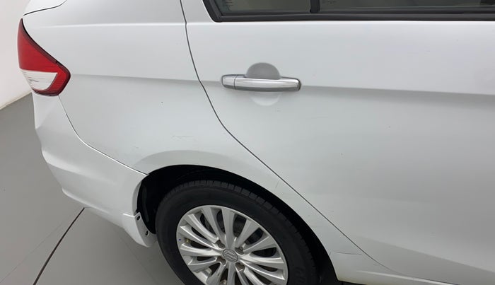 2017 Maruti Ciaz ZETA 1.4  MT PETROL, Petrol, Manual, 1,20,607 km, Right quarter panel - Paint has minor damage