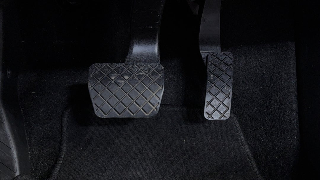 Pedals and Footmat