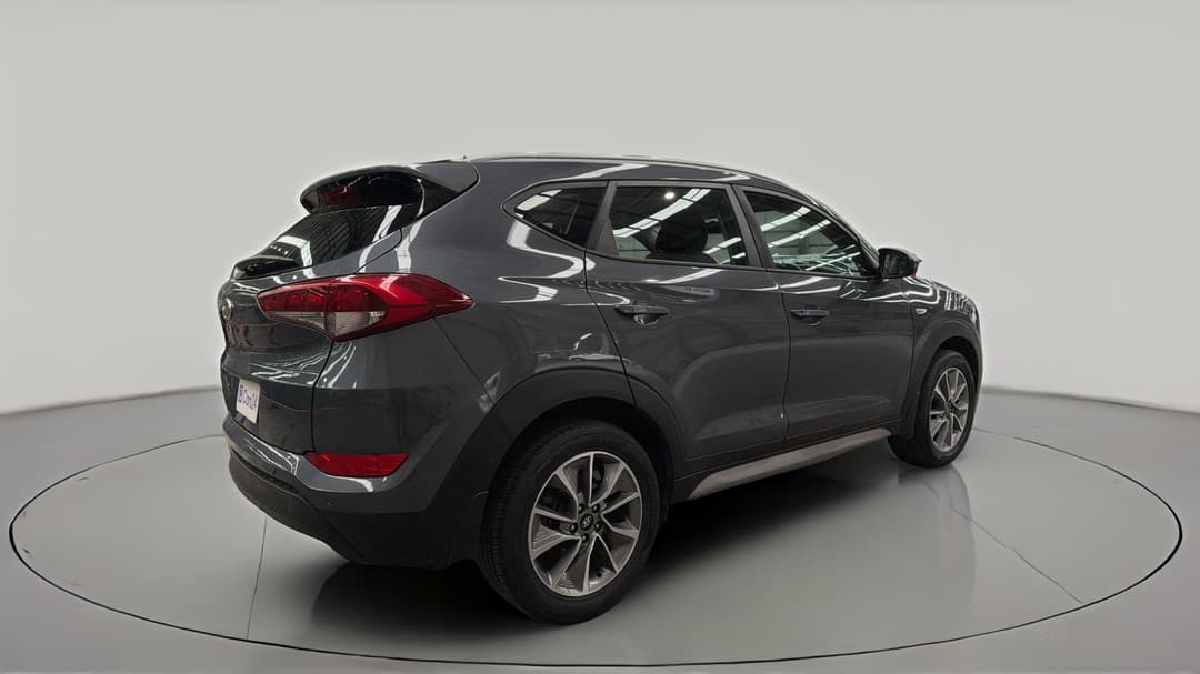 2017 Hyundai Tucson Active X (FWD), Automatic, 111373 km, Right Back Diagonal (45- Degree) View