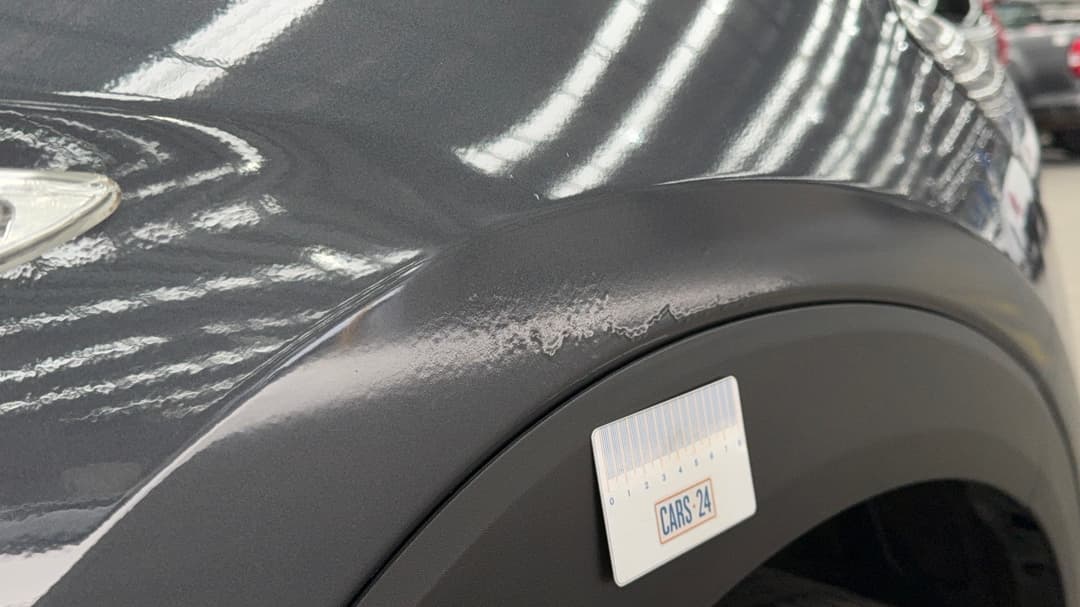 2017 Hyundai Tucson Active X (FWD), Automatic, 111373 km, Quarter Panel Front RHS Guard Paint blemish