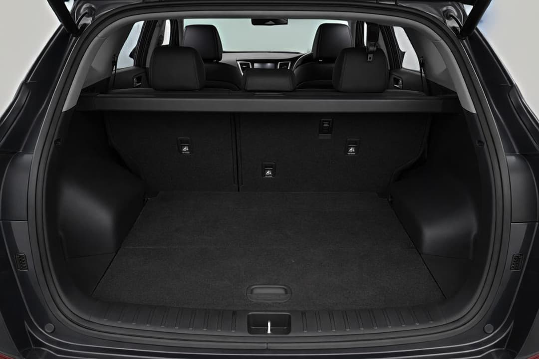 2015 Hyundai Tucson Highlander R-series (AWD), Automatic, 129392 km, Boot Inside View