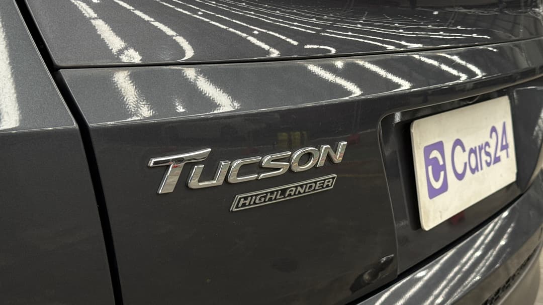 2015 Hyundai Tucson Highlander R-series (AWD), Automatic, 129392 km, Badge (Boot Left Side)