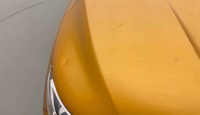 2020 Renault TRIBER RXT, Petrol, Manual, 35,186 km, Bonnet (hood) - Slightly dented