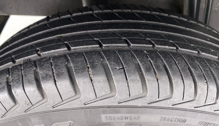 2019 Datsun Redi Go A, Petrol, Manual, 66,542 km, Right Rear Tyre Tread