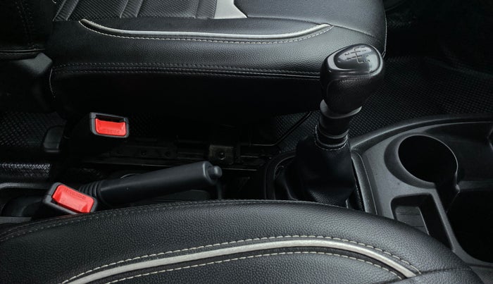 2019 Datsun Redi Go A, Petrol, Manual, 66,542 km, Gear Lever