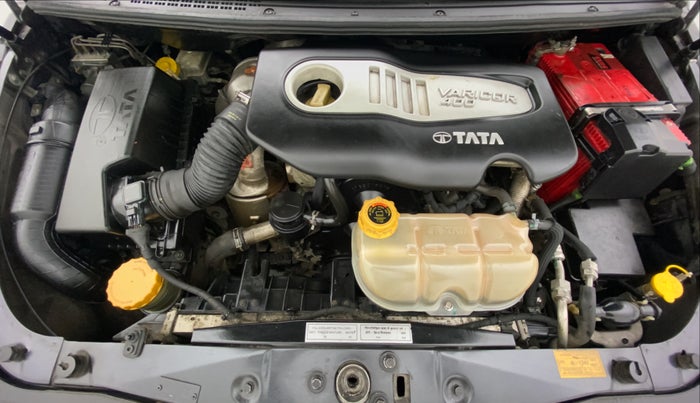 2017 Tata Hexa Varicor 400 XTA, Diesel, Automatic, 88,786 km, Open Bonet