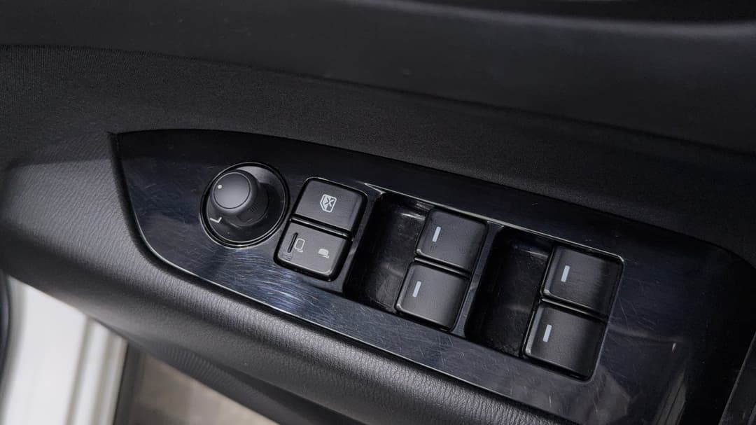 2019 Mazda CX-5 Maxx Sport (4x2), Automatic, 96338 km, Drivers Side Door Panel Controls