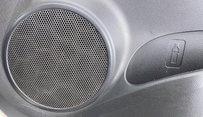 2015 Maruti Ritz VDI, Diesel, Manual, 60,623 km, Speaker