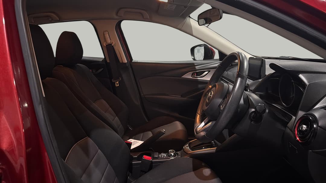 2017 Mazda CX-3 Maxx (FWD), Automatic, 96912 km, Right Side Front Door Cabin View