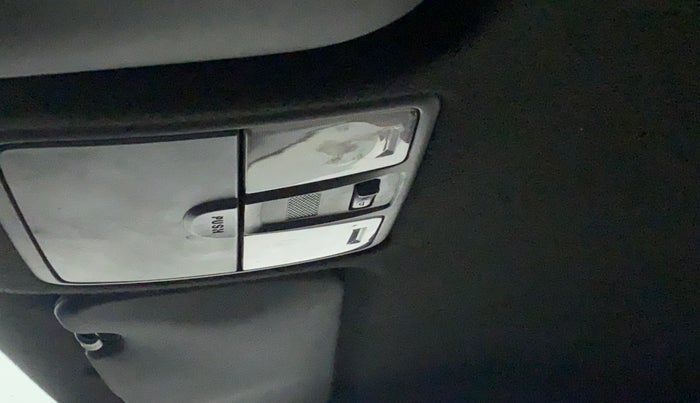 2016 Hyundai i20 Active 1.4 SX, Diesel, Manual, 1,19,312 km, Ceiling - Roof light/s not working
