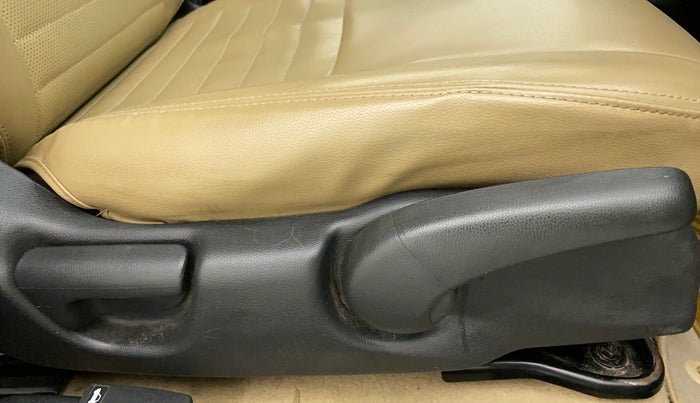 2014 Honda City 1.5L I-VTEC S MT, Petrol, Manual, 77,192 km, Driver Side Adjustment Panel