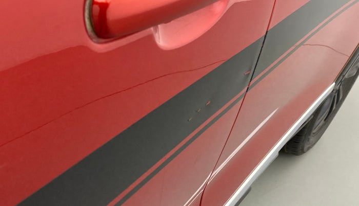 2018 Maruti Vitara Brezza ZDI, Diesel, Manual, 82,676 km, Front passenger door - Slightly dented